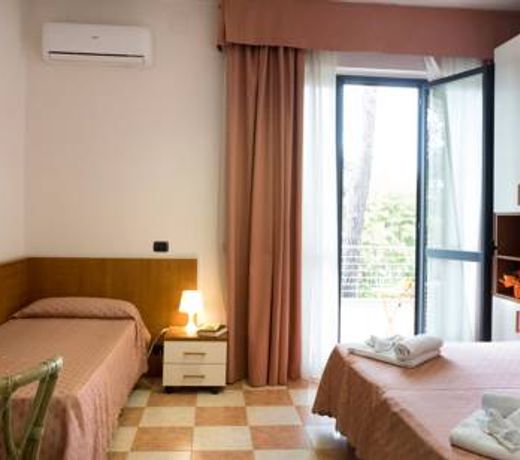 Hotel Maita