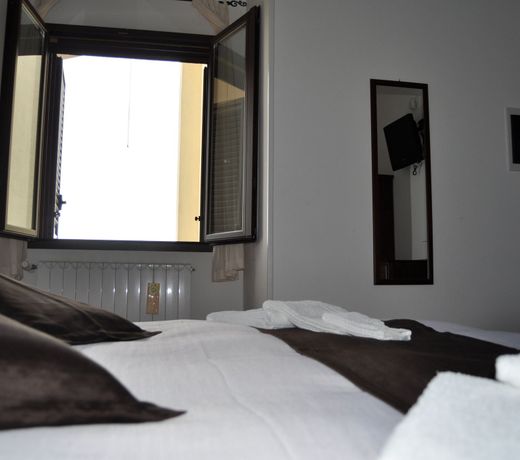 Bed & Breakfast Giardini Di Marzo