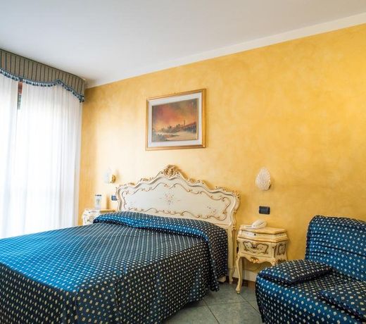 Hotel Confine