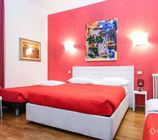Lia Rooms