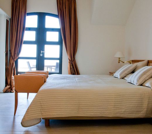 Miramare Apartments&Suites