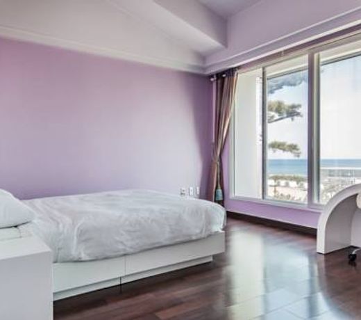 Pine Beach Hotel