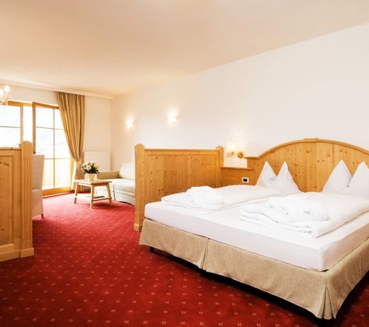 Hotel Tiefenbrunn Gardensuites & Breakfast