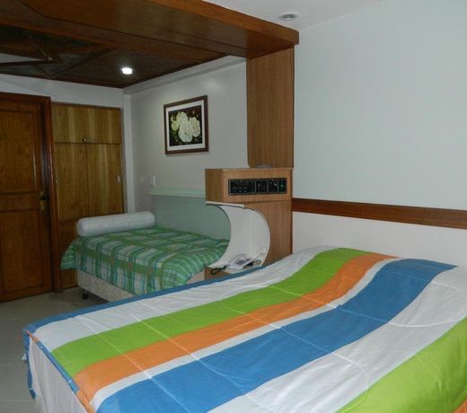 Midway Motel (Adult Only)