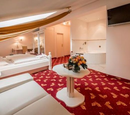 LANDHOTEL MARIENSCHLÖSSL EICHINGERBAUER