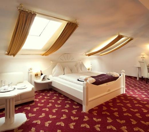 LANDHOTEL MARIENSCHLÖSSL EICHINGERBAUER