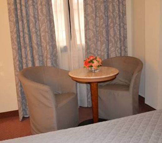 Hotel Airone
