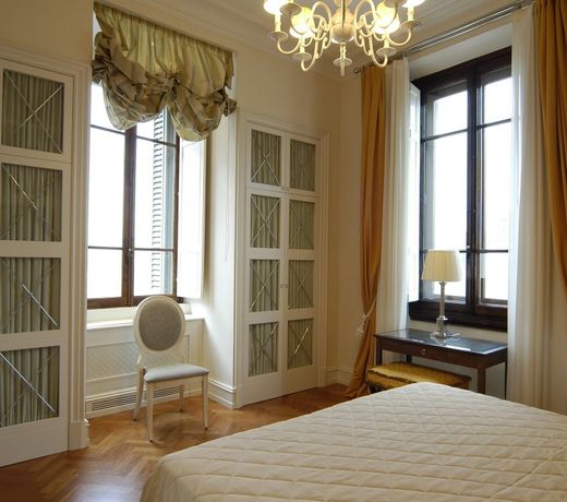 Serristori Palace Residence