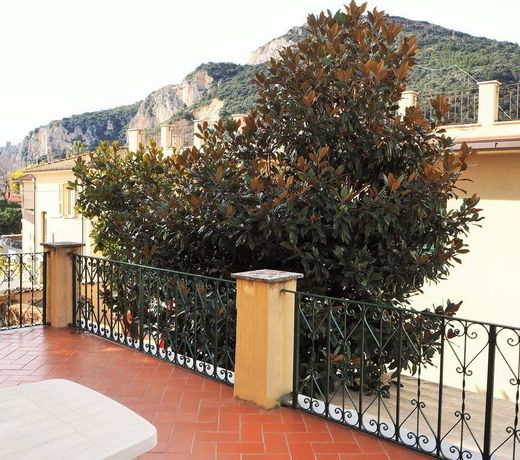 Villa Gina