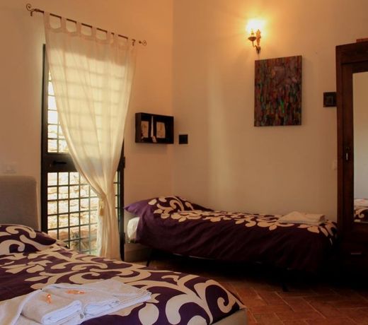 Guesthouse Runcini