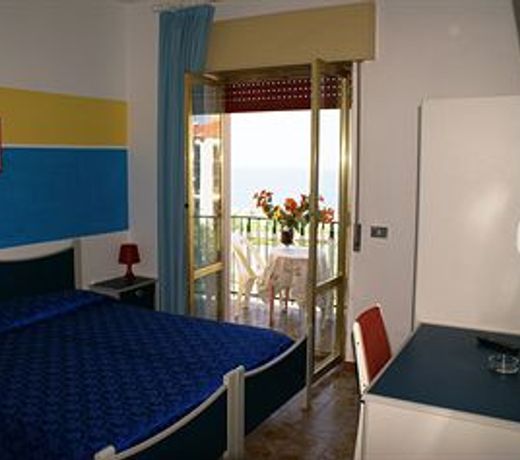 Hotel Cristina