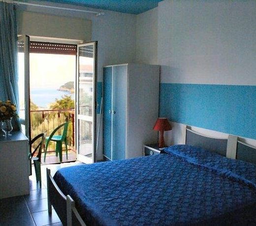 Hotel Cristina
