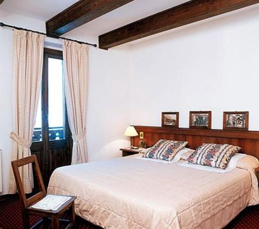 Hotel Dei Camosci