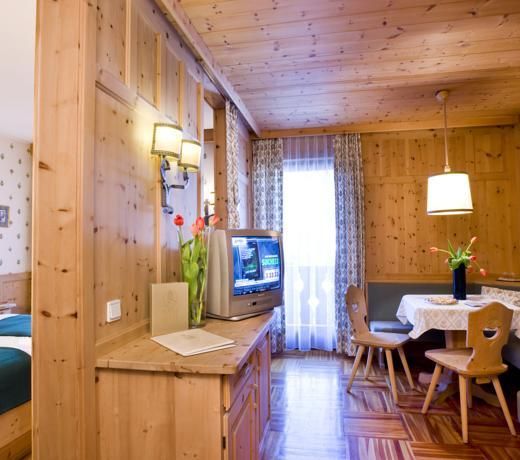 Posta Zirm Hotel