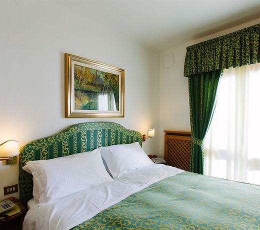 Hotel Cornelio