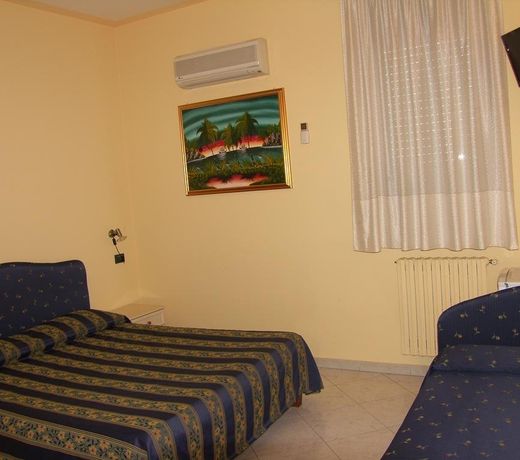 Hotel Genius