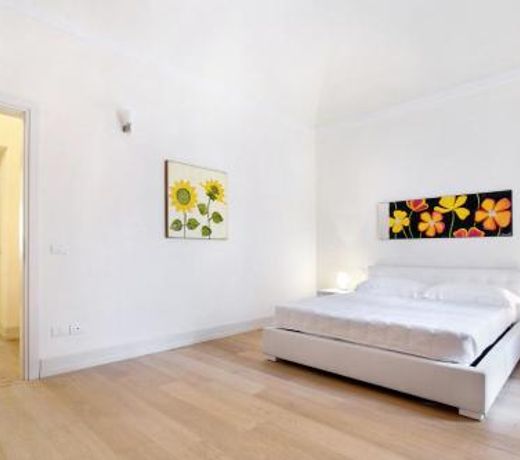 San Lorenzo Apartments