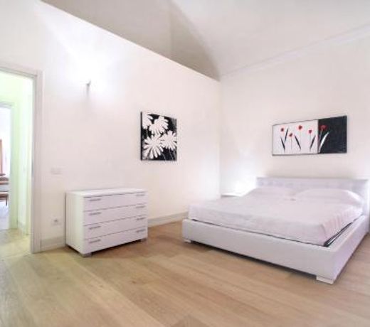 San Lorenzo Apartments