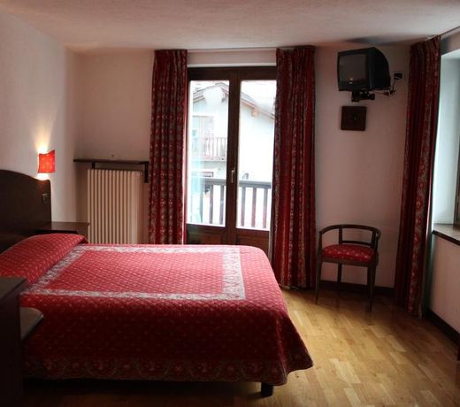 Hotel Stambecco