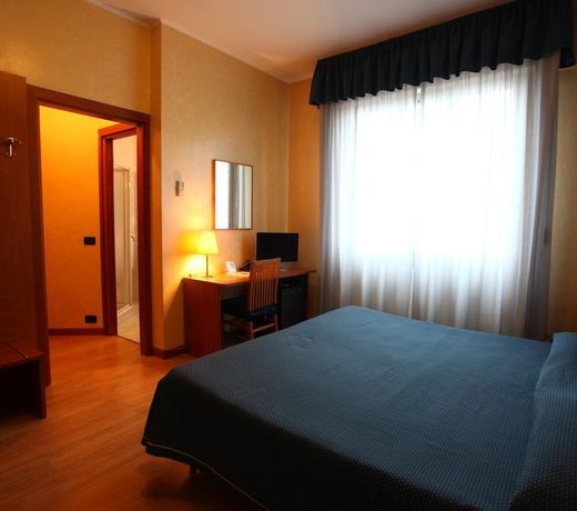 Hotel Lincoln