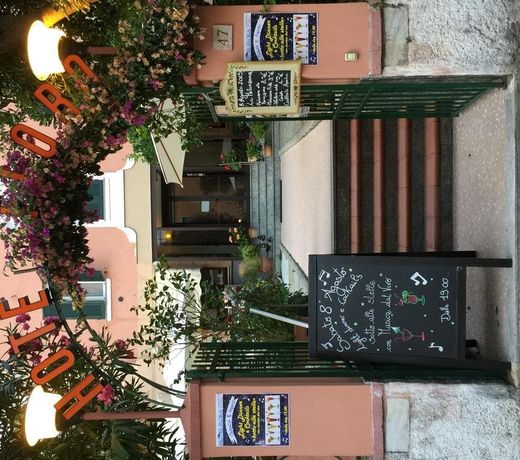 Hotel Flora