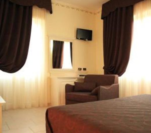 Hotel Madonna Delle Grazie