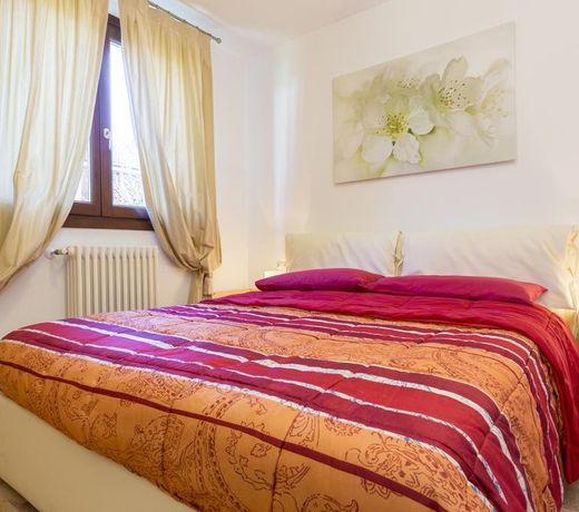 Residence Rta La Rosa delle Dolomiti