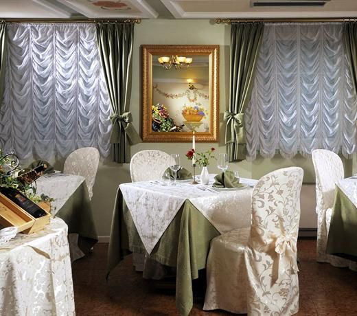 Hotel La Perla