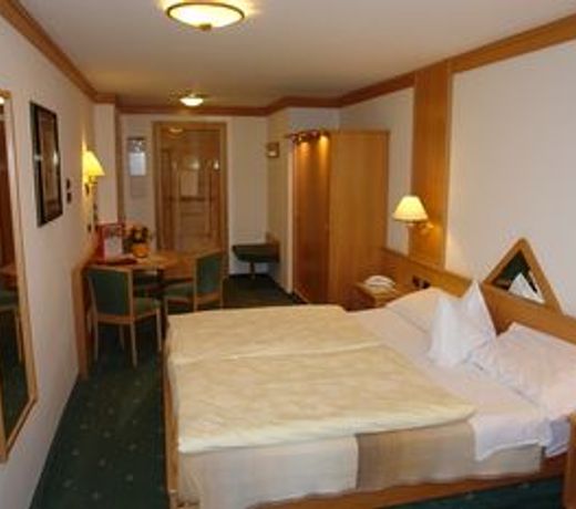Hotel Cesa Tyrol