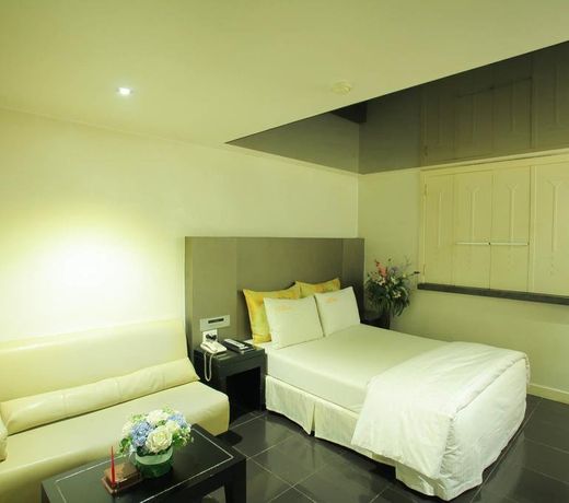 The Unique Hotel 28
