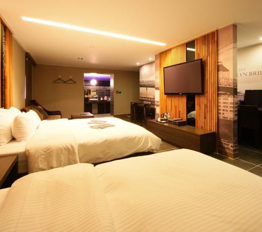 IMT 1 Hotel Wolgot