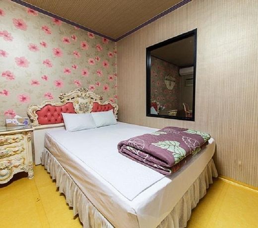 Carlsbed Motel