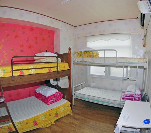 Hwaseong Guesthouse