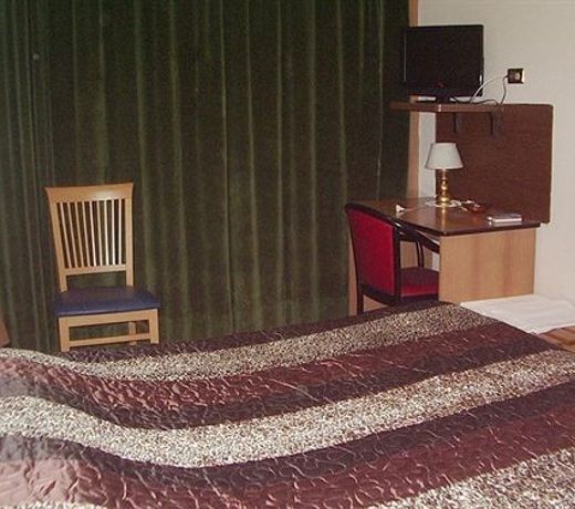ALBERGO ASTRON