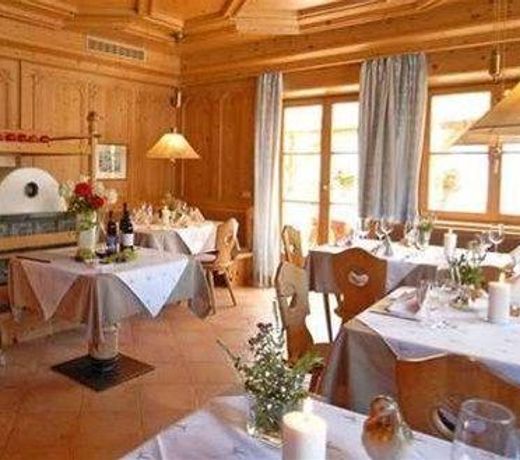 Haller Suites & Restaurant