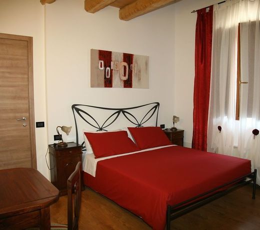 BORGHETTO AIRPORT/HOSPITAL