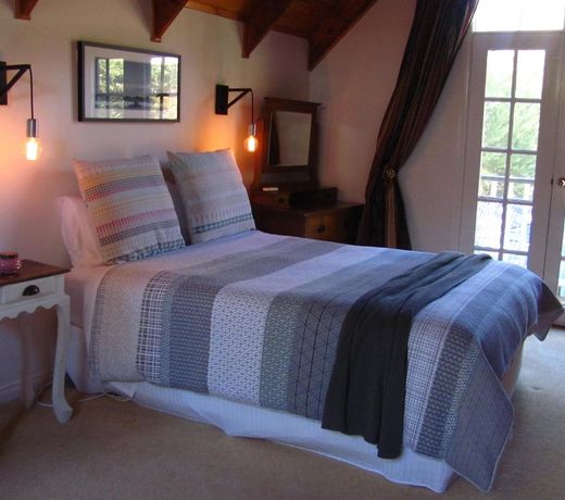 Hideaways at Red Hill