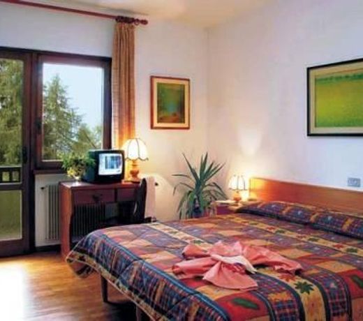 ALBERGO PINETA
