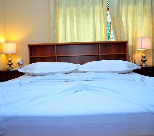 French Garden Tourist Rest