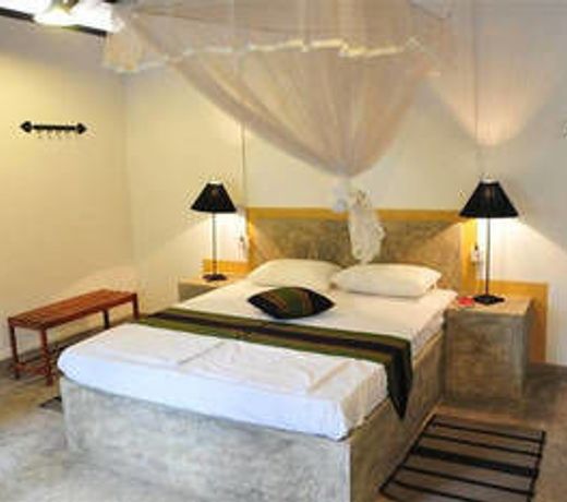 Waters Edge, Anuradhapura