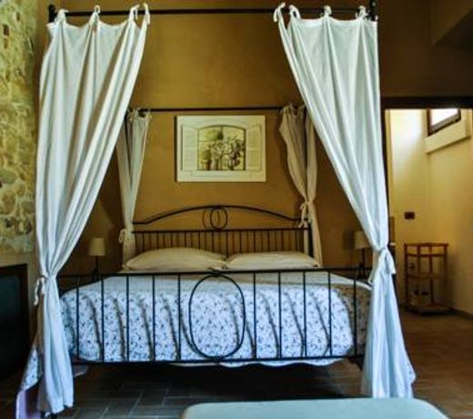 Chiusa Di Carlo Agriturismo