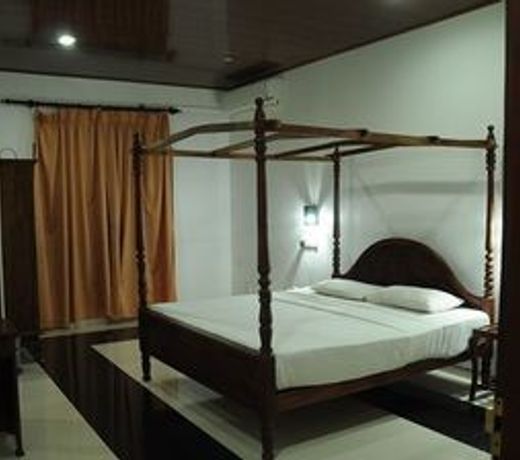 Nice Place Hotel