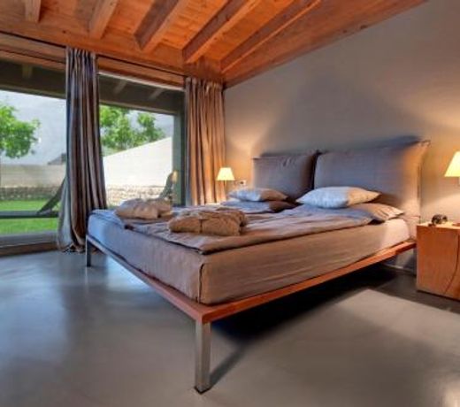 Vivere Suites & Rooms