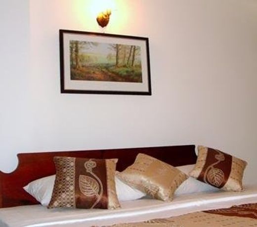 Neo Holiday Home