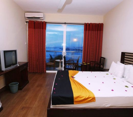 Hikkaduwa Beach Hotel