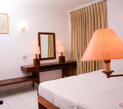 YKD Tourist Rest Hikkaduwa