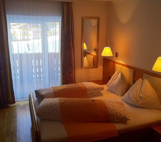 Hotel Serena