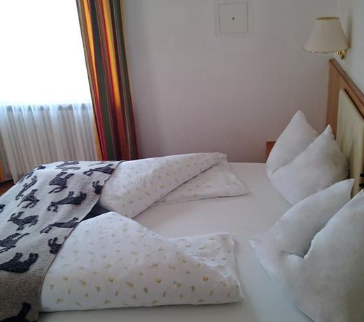 Hotel Serena