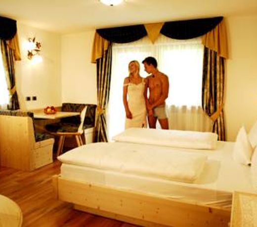 Garni Hotel and Apartments Wildbach