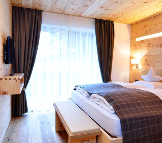 CHALET ELISABETH DOLOMITES ALPIN & CHARMe